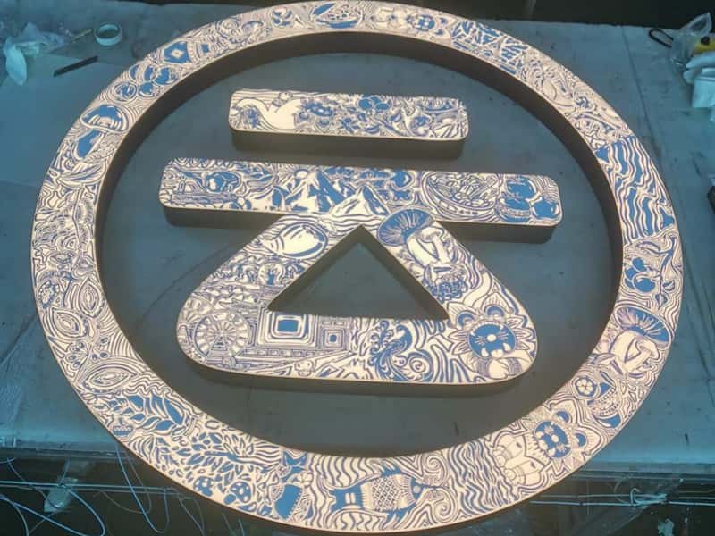 20241127_Cloud_Blue_White_Porcelain_Light_Box_03