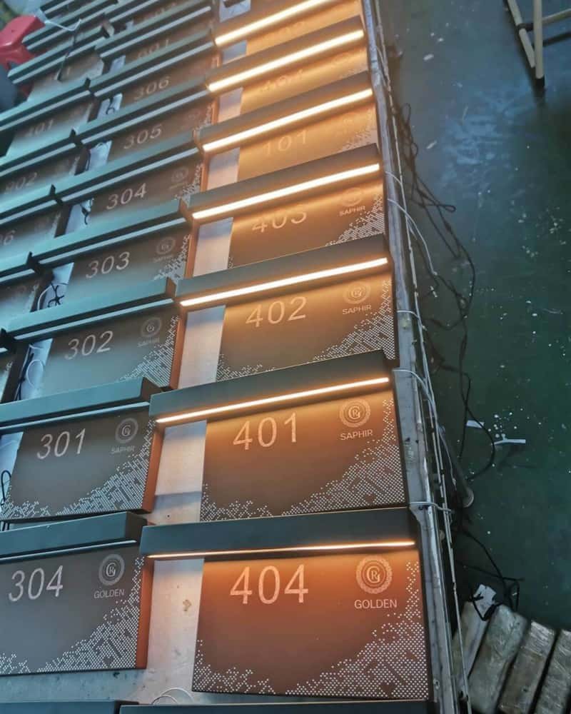 Hotel_Room_Number_Plaques_05