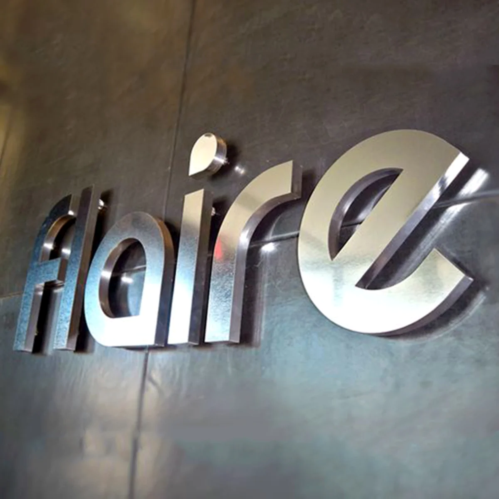 Powder-coated aluminum 3D sign letters with multiple finish options